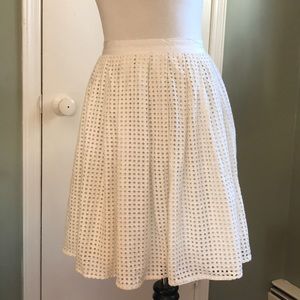 Joie size S eyelet skirt gently worn off white